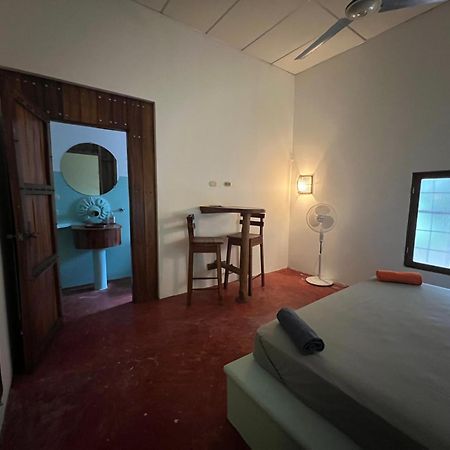 Buena Onda Backpackers Hotel San Juan del Sur Buitenkant foto
